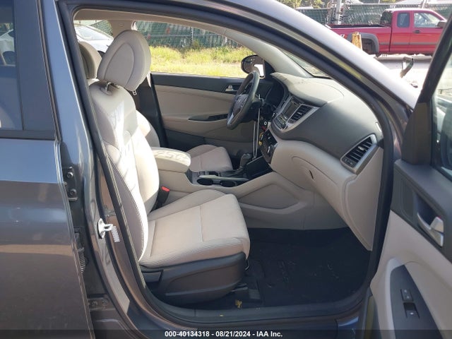 Hyundai TUCSON SE 2017 KM8J3CA4XHU436563 Image 5