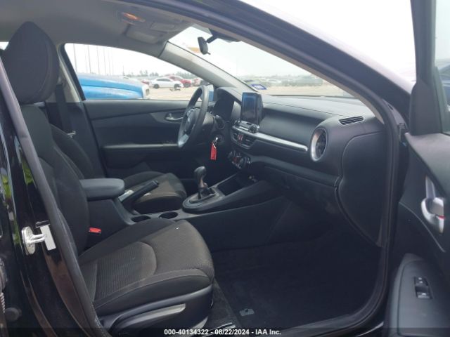 3KPF24ADXKE012647 KIA FORTE FE