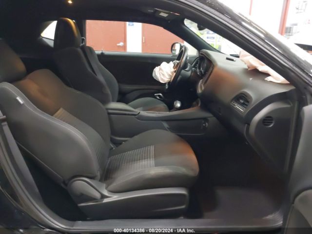 2C3CDZKG3NH128904 Dodge Challenger Gt Awd