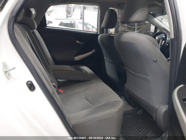 Toyota Prius Two 2015 JTDKN3DU0F0478498 Image 8