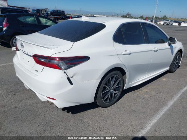 4T1G11AK3MU421321 Toyota CAMRY SE