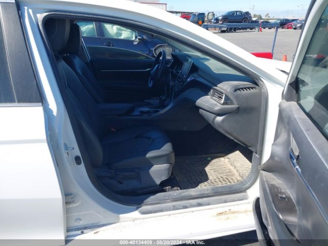4T1G11AK3MU421321 Toyota CAMRY SE