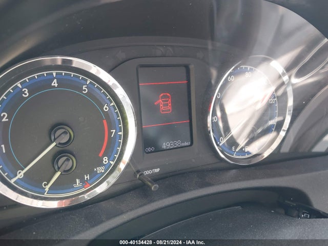 Toyota COROLLA LE 2018 2T1BURHE8JC090748 Image 7