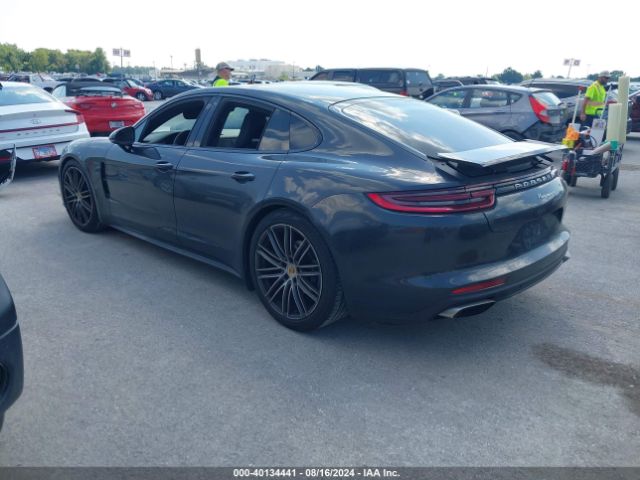 WP0AA2A72HL100961 Porsche PANAMERA 4