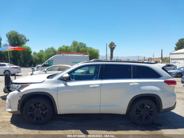5TDKZRFH4JS544354 Toyota Highlander Se