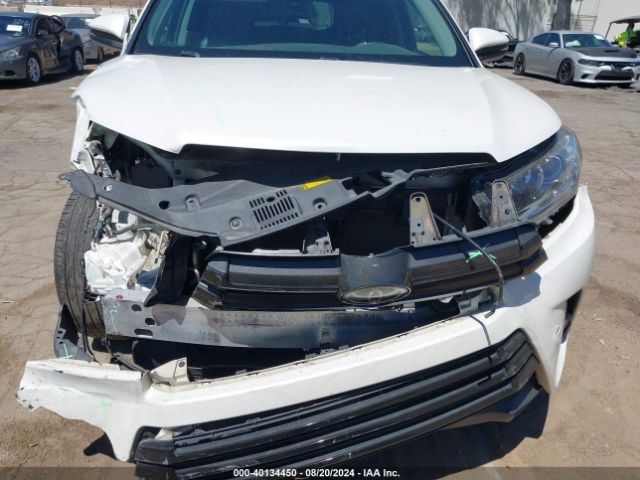 5TDKZRFH4JS544354 Toyota Highlander Se
