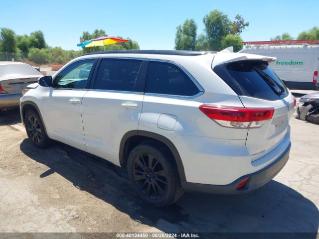 5TDKZRFH4JS544354 Toyota Highlander Se