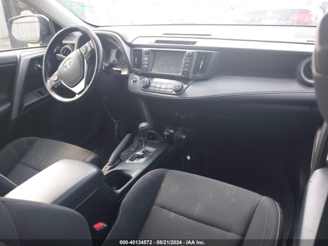 Toyota Rav4 Xle 2017 JTMRFREV7HJ716544 Image 5