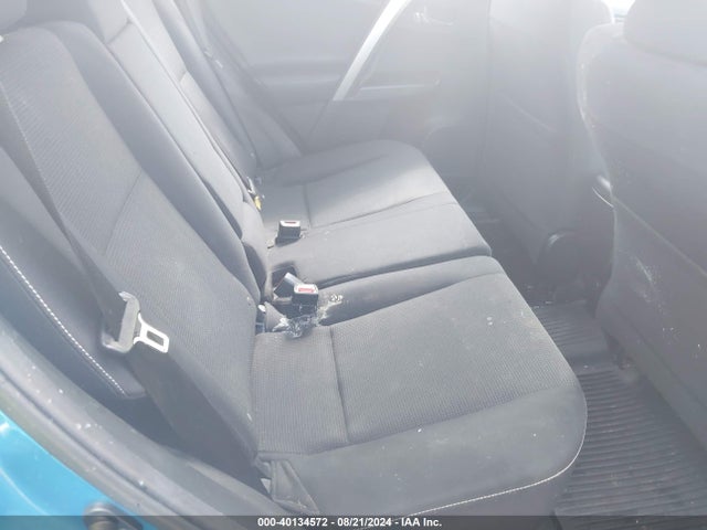 Toyota Rav4 Xle 2017 JTMRFREV7HJ716544 Image 8
