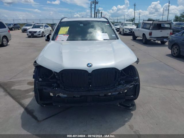 5UX13EU01R9T61666 BMW X5 Sdrive40i