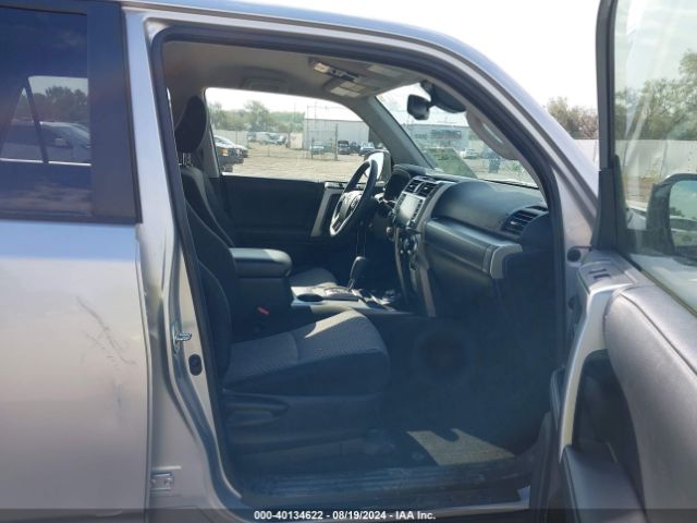 JTEMU5JR2N6029984 Toyota 4RUNNER SR5