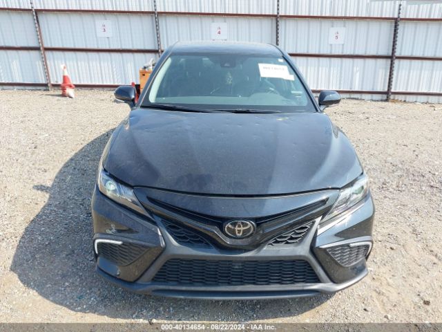 4T1T11AK8NU700019 Toyota CAMRY SE