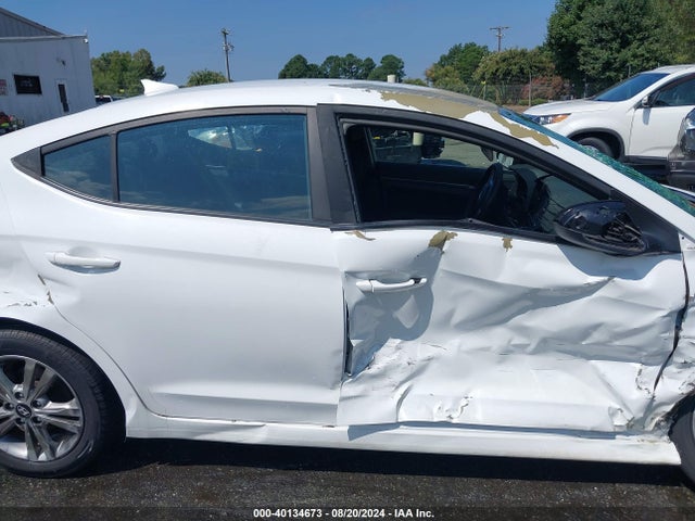 Hyundai ELANTRA SEL 2018 5NPD84LF9JH243683 Image 13