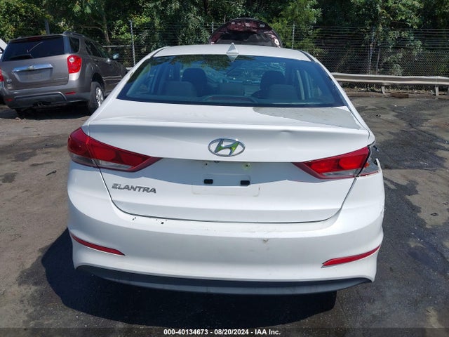 Hyundai ELANTRA SEL 2018 5NPD84LF9JH243683 Image 16