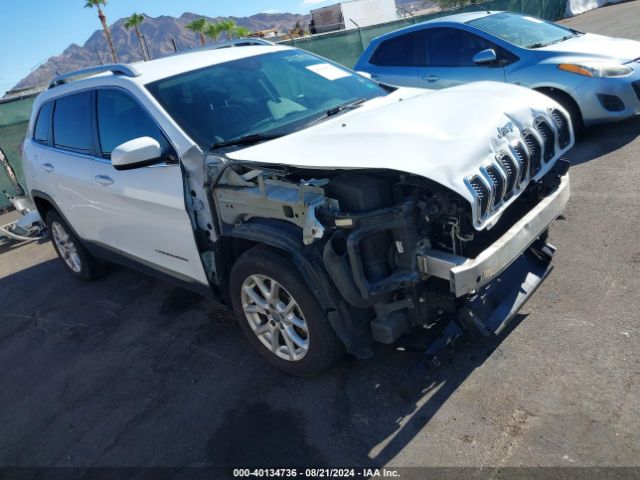 1C4PJLCS3GW302867 Jeep Cherokee Latitude