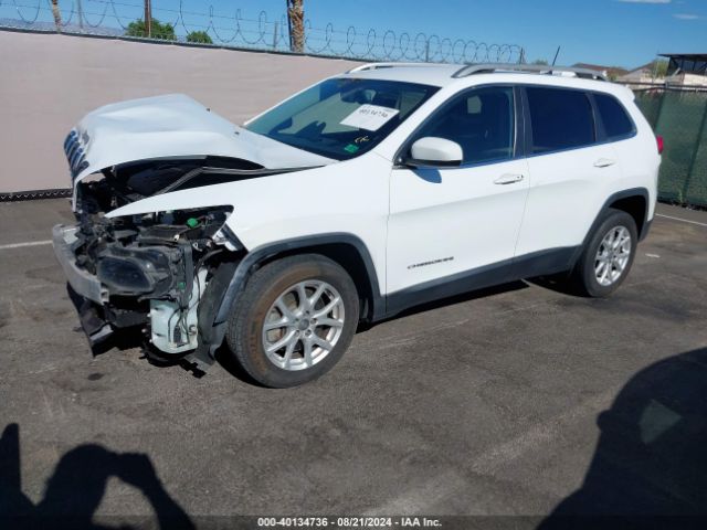 1C4PJLCS3GW302867 Jeep Cherokee Latitude