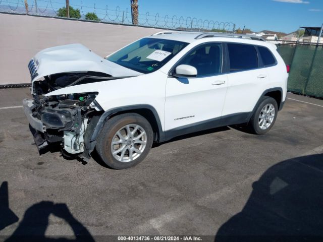 1C4PJLCS3GW302867 Jeep Cherokee Latitude