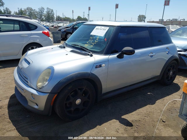 2004 MINI COOPER S WMWRE33414TD82729 Photo 1