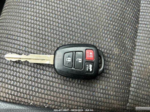 2T1BURHE2GC695969 Toyota Corolla S Plus
