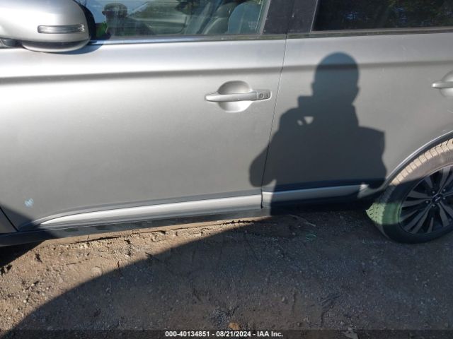 JA4AZ3A32KZ041601 Mitsubishi Outlander Sel