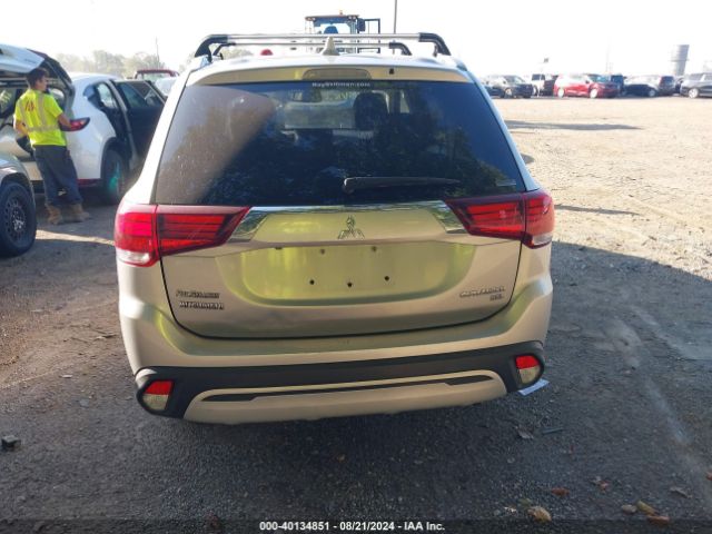 JA4AZ3A32KZ041601 Mitsubishi Outlander Sel