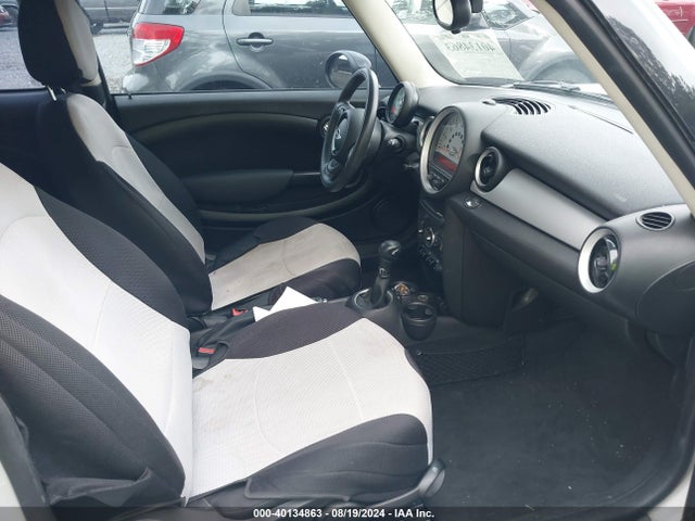 2013 MINI HARDTOP WMWSU3C53DT685344 Photo 4