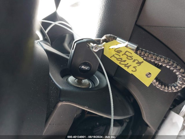 Ford FOCUS SE 2016 1FADP3K25GL395031 Image 11