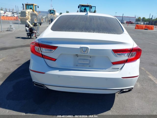 1HGCV1F95JA029744 Honda Accord Touring