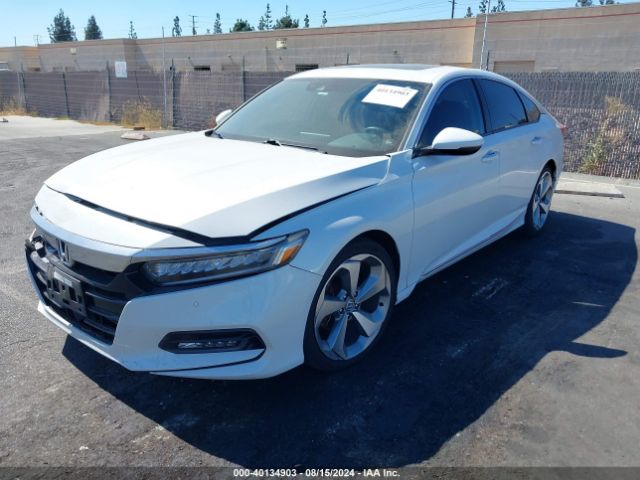 1HGCV1F95JA029744 Honda Accord Touring