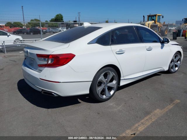 1HGCV1F95JA029744 Honda Accord Touring