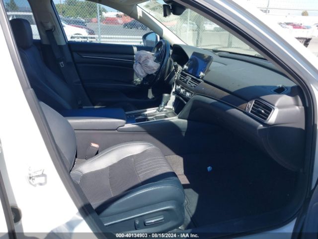 1HGCV1F95JA029744 Honda Accord Touring