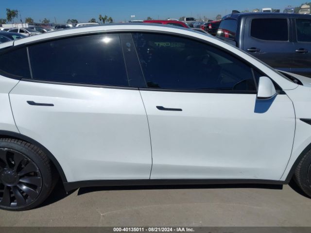 7SAYGDEF8NF380896 Tesla Model Y Performance Dual Motor All-wheel Drive