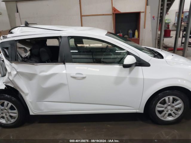 1G1JC6SH4F4101277 Chevrolet Sonic Lt Auto