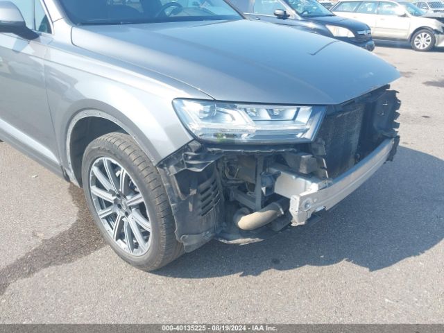 WA1LHAF7XHD046143 Audi Q7 2.0t Premium
