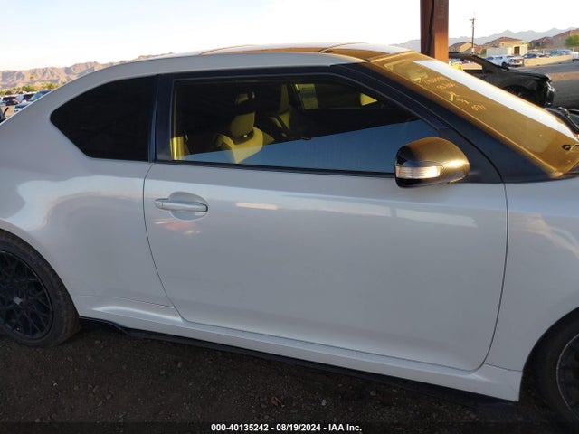 Scion TC 2015 JTKJF5C72FJ000571 Image 13