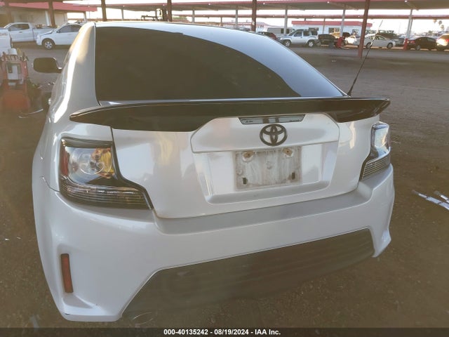 Scion TC 2015 JTKJF5C72FJ000571 Image 16