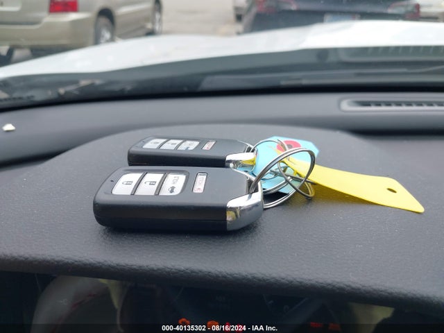 Honda ACCORD LX 2018 1HGCV1F10JA078070 Image 11