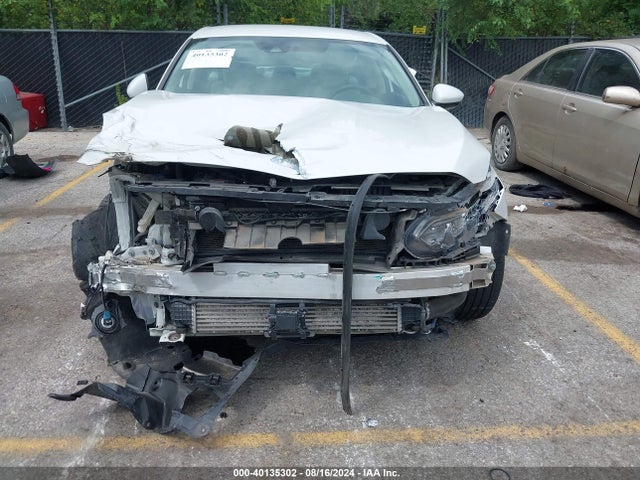 Honda ACCORD LX 2018 1HGCV1F10JA078070 Image 12