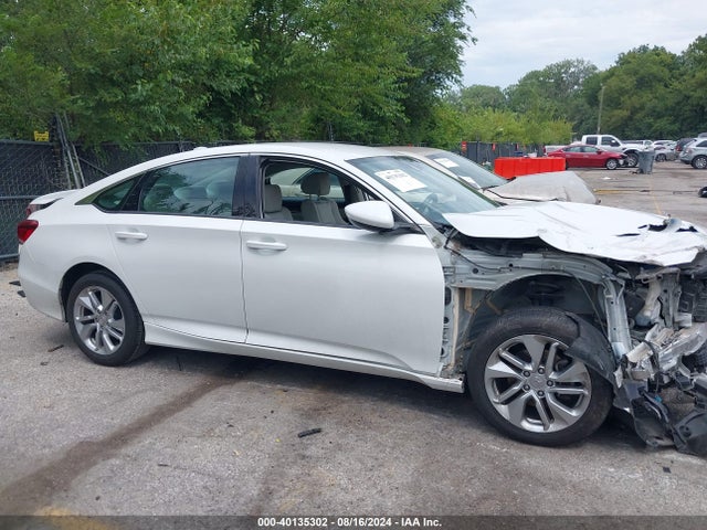 Honda ACCORD LX 2018 1HGCV1F10JA078070 Image 13