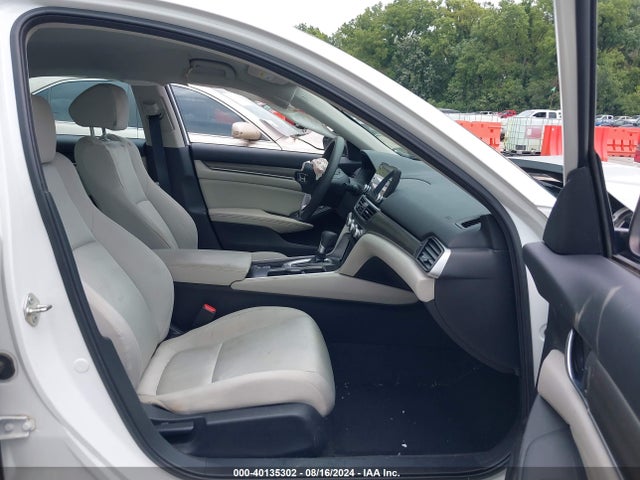 Honda ACCORD LX 2018 1HGCV1F10JA078070 Image 5