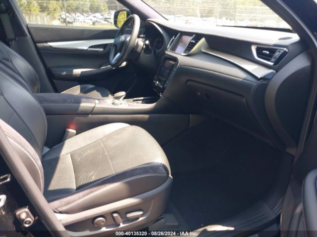 3PCAJ5M12KF105113 Infiniti Qx50 Essential