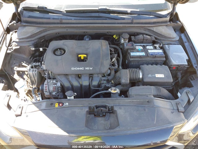 Hyundai ELANTRA SE 2018 5NPD74LF3JH371839 Image 10