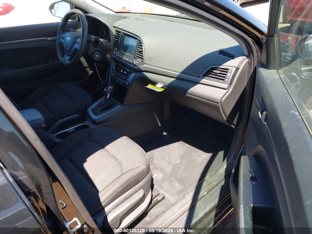 Hyundai ELANTRA SE 2018 5NPD74LF3JH371839 Image 5