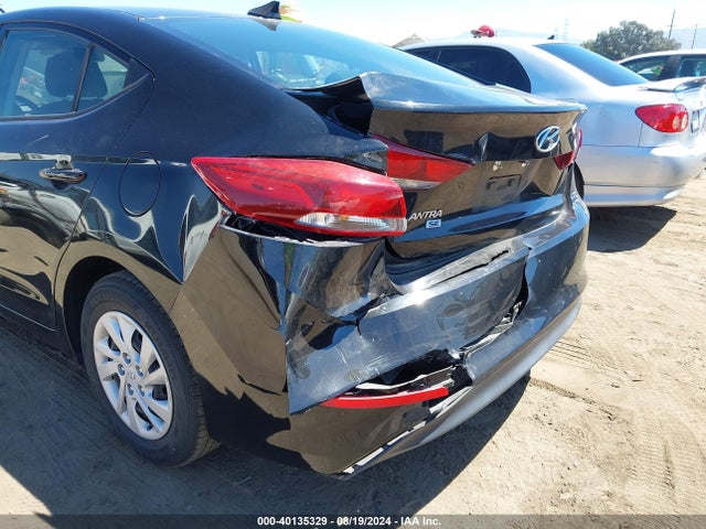 Hyundai ELANTRA SE 2018 5NPD74LF3JH371839 Image 6