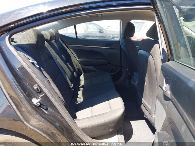 Hyundai ELANTRA SE 2018 5NPD74LF3JH371839 Image 8