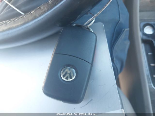 1VWBA7A36JC020063 Volkswagen Passat 2.0t Se