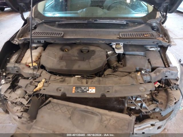 1FMCU9G94GUA32099 Ford ESCAPE SE
