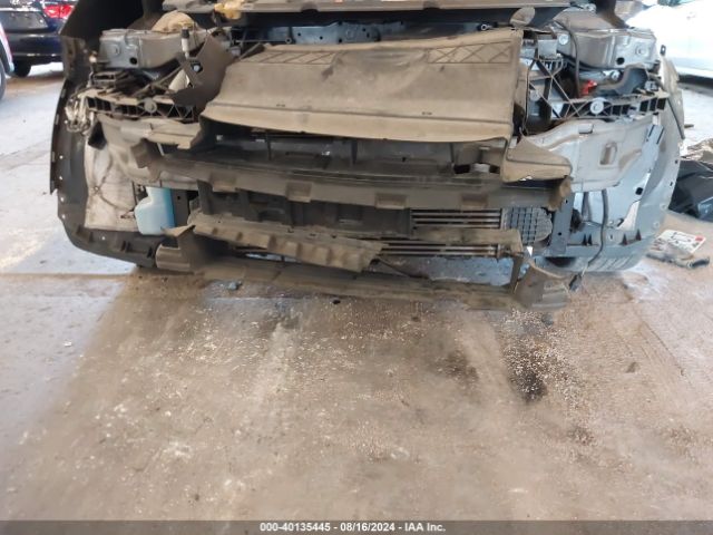 1FMCU9G94GUA32099 Ford ESCAPE SE