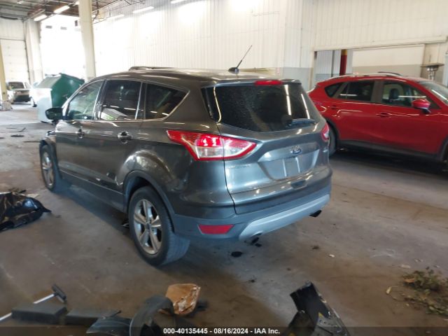 1FMCU9G94GUA32099 Ford ESCAPE SE