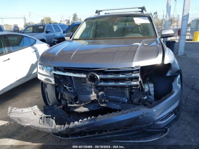 1V2NR2CA1JC563956 Volkswagen Atlas 3.6l V6 Sel Premium